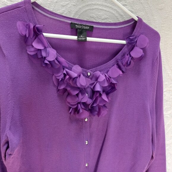 White House Black Market Purple Flower Applique Design 60s look Sweater T-384 LG - Picture 6 of 12